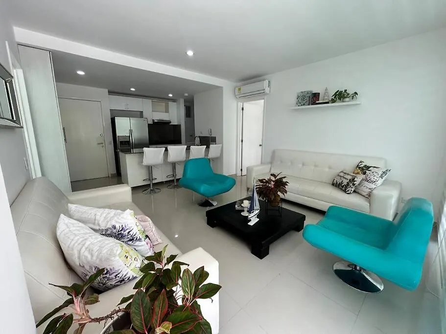 Beachfront Bliss-2Br Haven Steps From Sandy Shores Cartagena