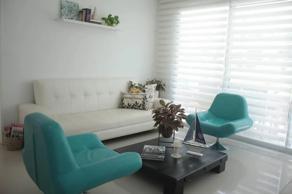 Beachfront Bliss-2Br Haven Steps From Sandy Shores Cartagena