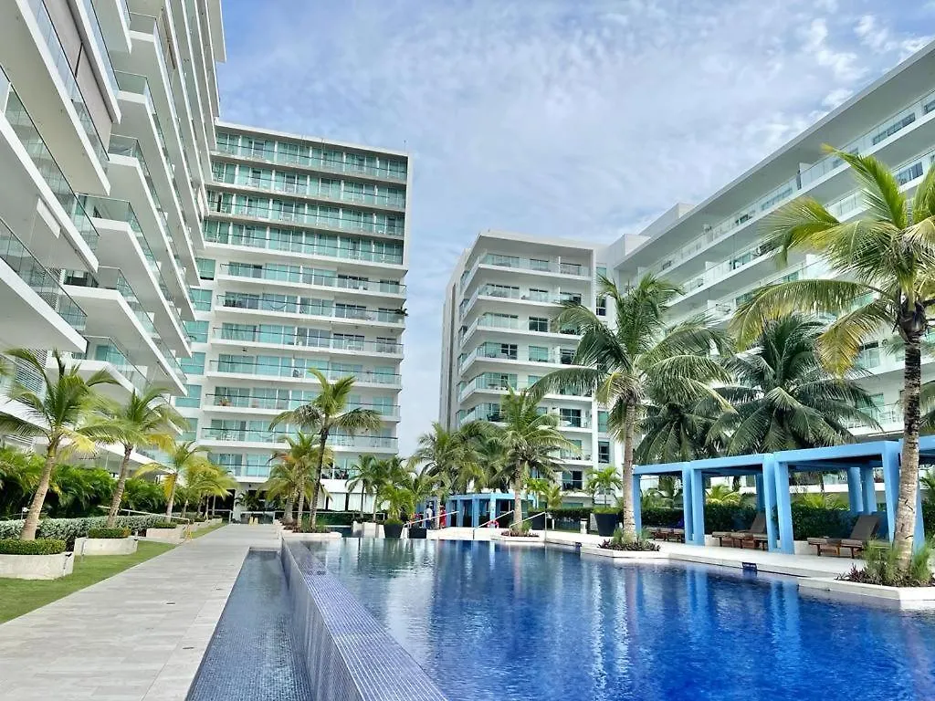 Beachfront Bliss-2Br Haven Steps From Sandy Shores Cartagena